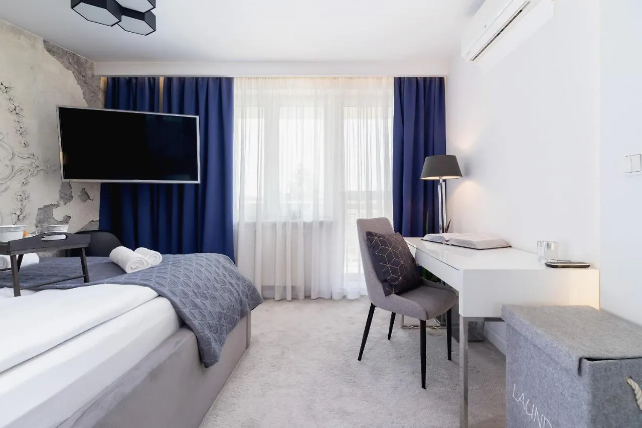 Luxurious Apartment Krakow Rozdroze By Renters Prestige 0*,