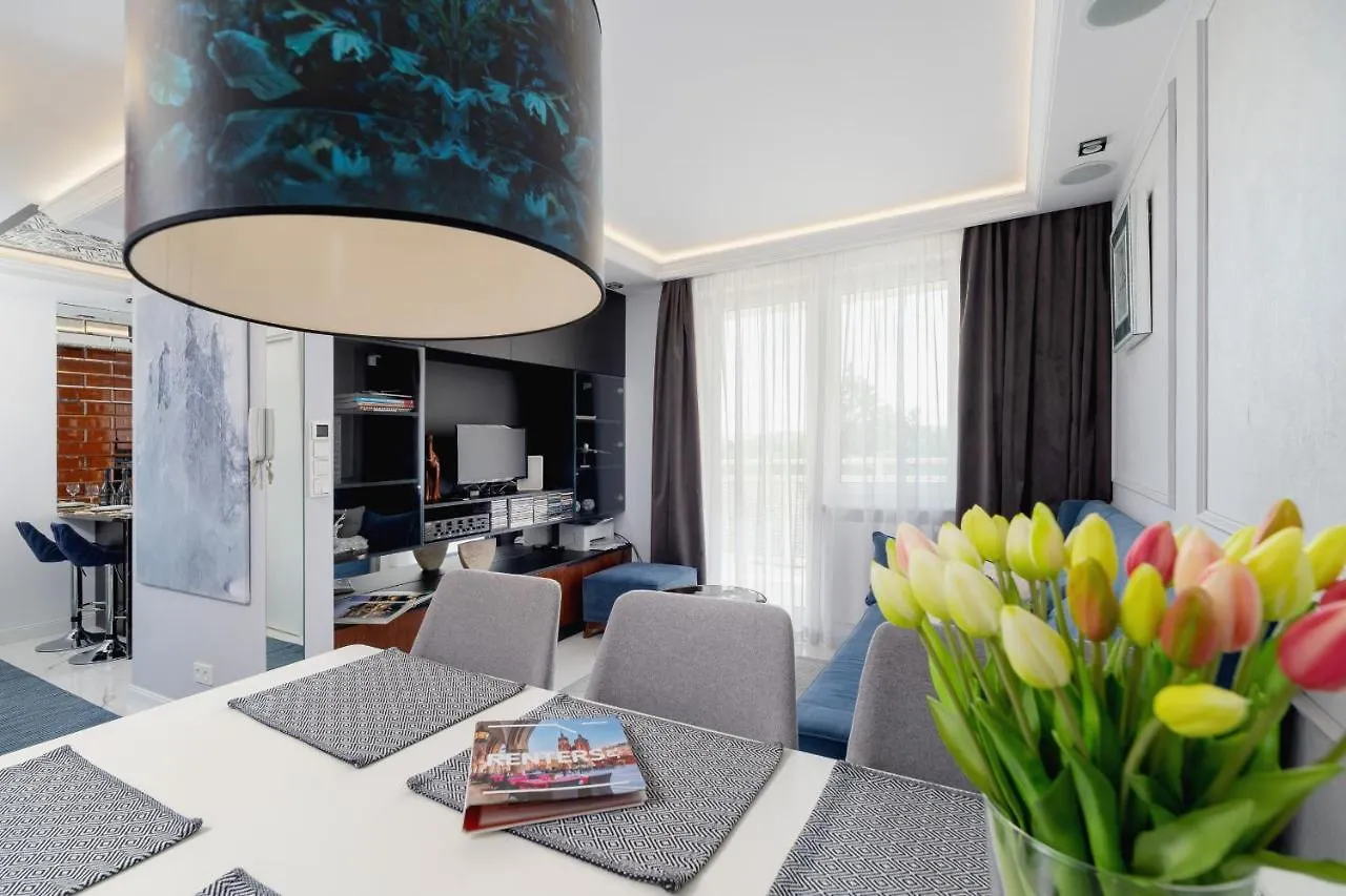 Luxurious Apartment Krakow Rozdroze By Renters Prestige 0*,  Poland