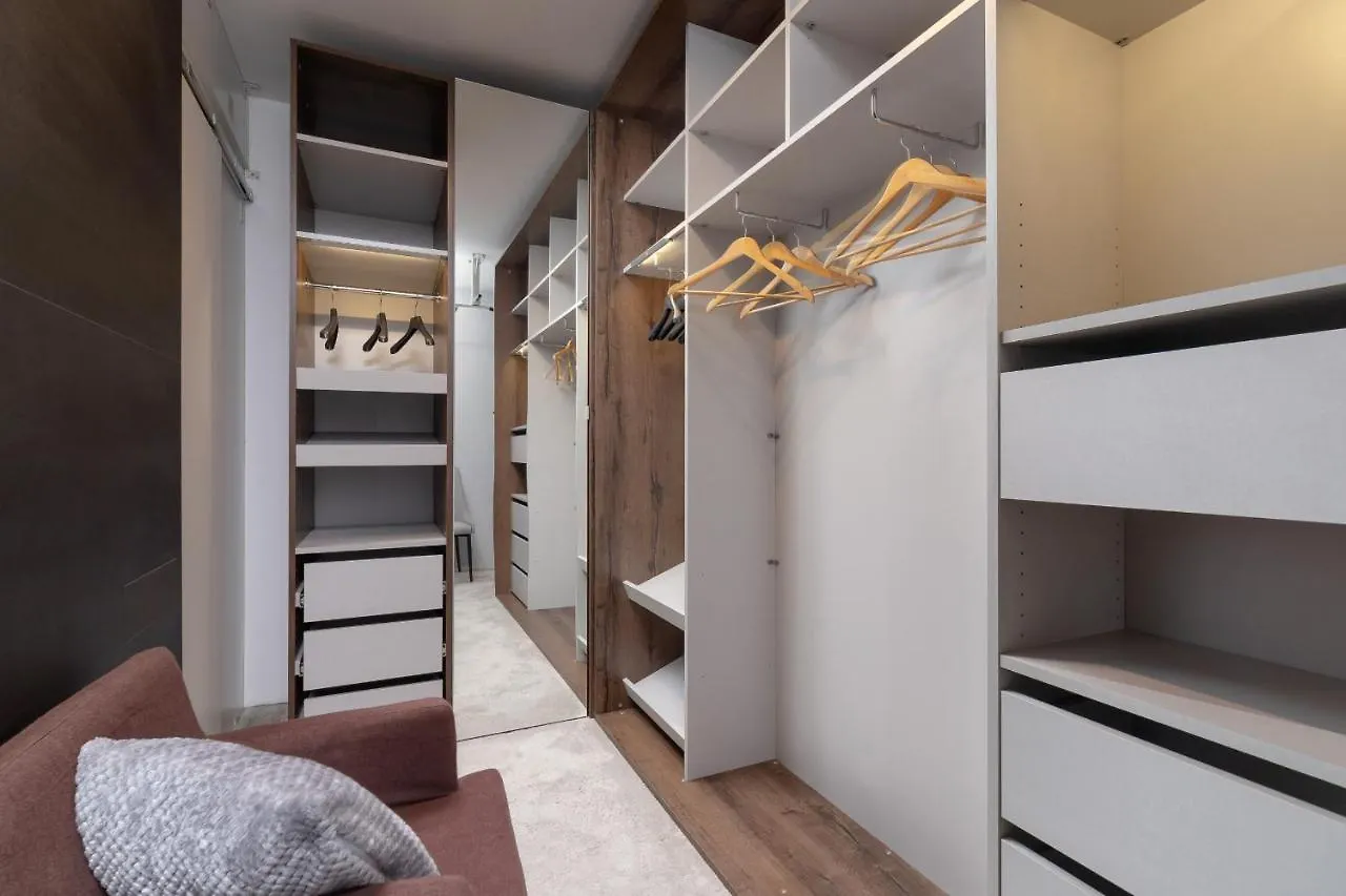 Luxurious Apartment Krakow Rozdroze By Renters Prestige