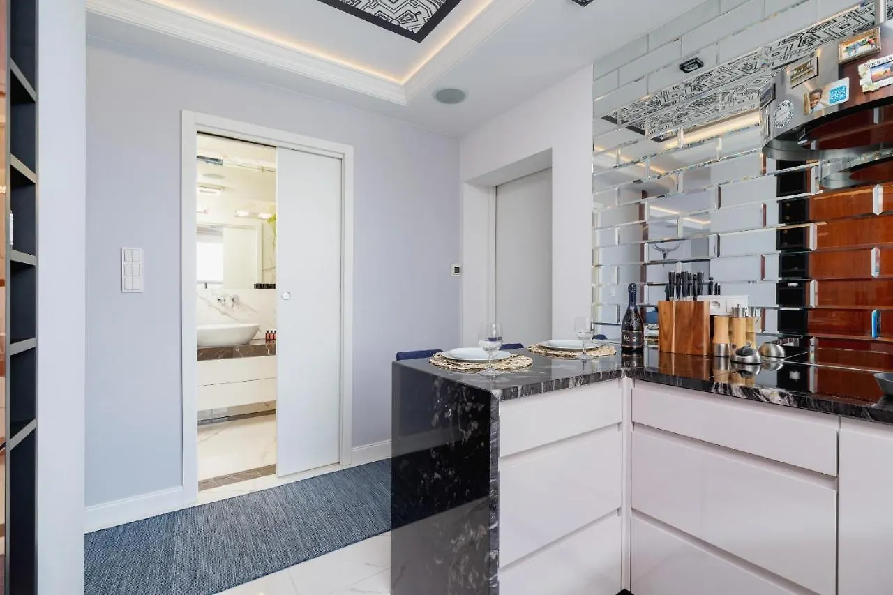 Luxurious Apartment Krakow Rozdroze By Renters Prestige